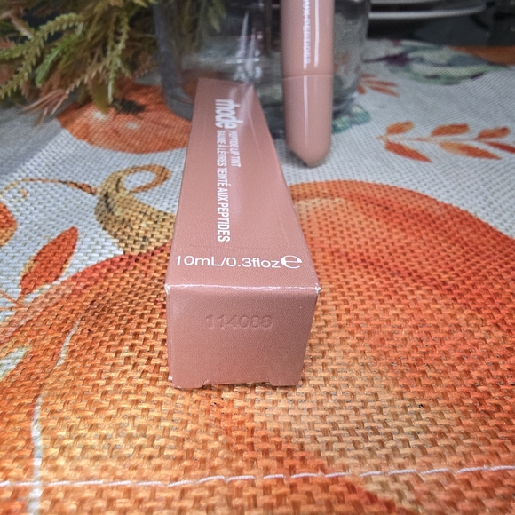 Rhode Peptide Lip Tint Toast - Picture 4 of 4